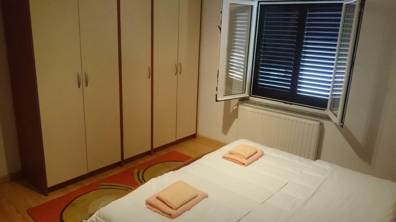 Kosic Apartment *
