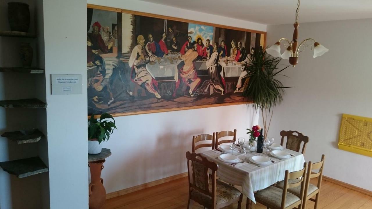 Kosic Apartment *